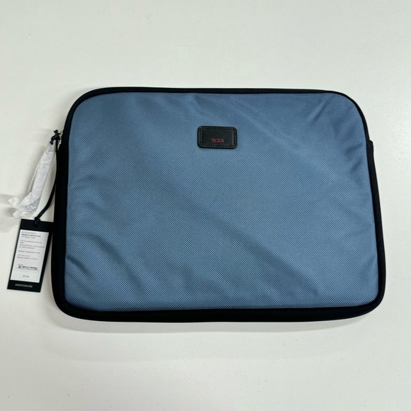 Tumi 15 Inch Laptop Cover